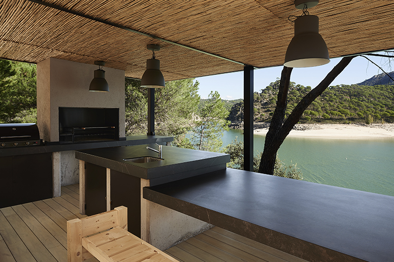 dekton-outdoor-kitchen dekton-outdoor-kitchen